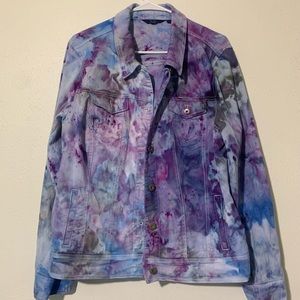 Lightweight XL women’s tie dyed denim jacket